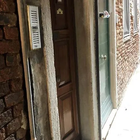 Castle 1536 Apartman